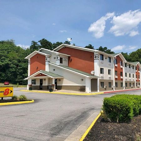 Super 8 By Wyndham Salem Va Motel Exterior foto